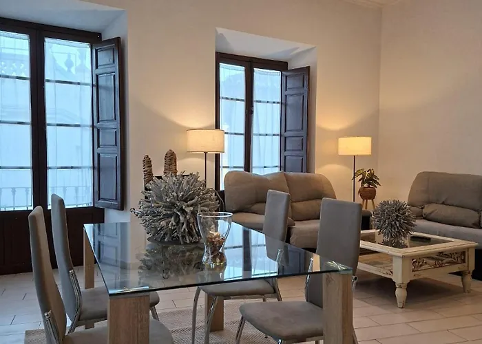 Apartment Cathedral Views Balconies & Private Terrace